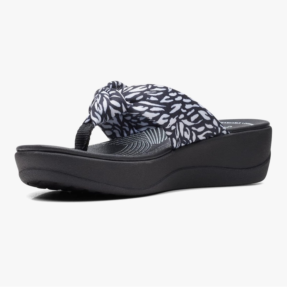 Clark’s Cloudsteppers Sandals Sz 9